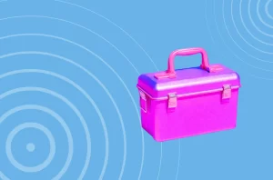 Pink toolbox again a light blue background representing Microsoft Marketing Centre as a tool platform for Partners.
